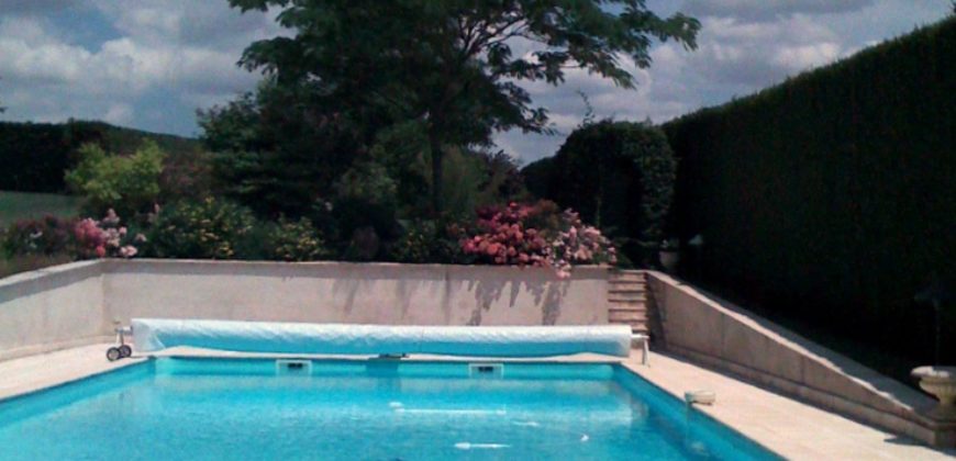 PROPRIETE – POUILLY SUR LOIRE – 1374