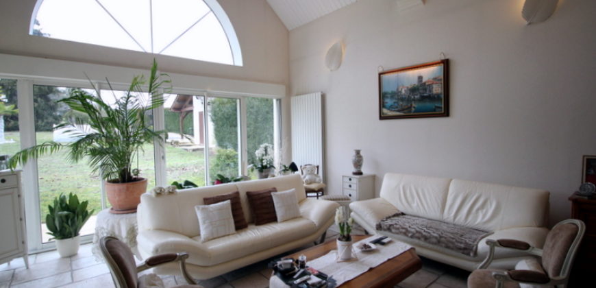 PROPRIETE – POUILLY SUR LOIRE – 1374