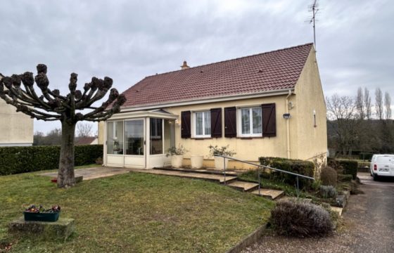 Proche de LA CHARITE SUR LOIRE – 5 km – 1448