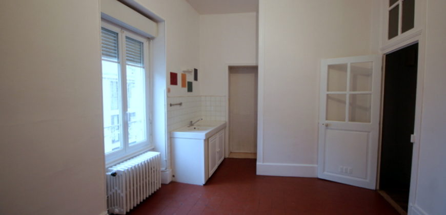 Maison – 1306-550
