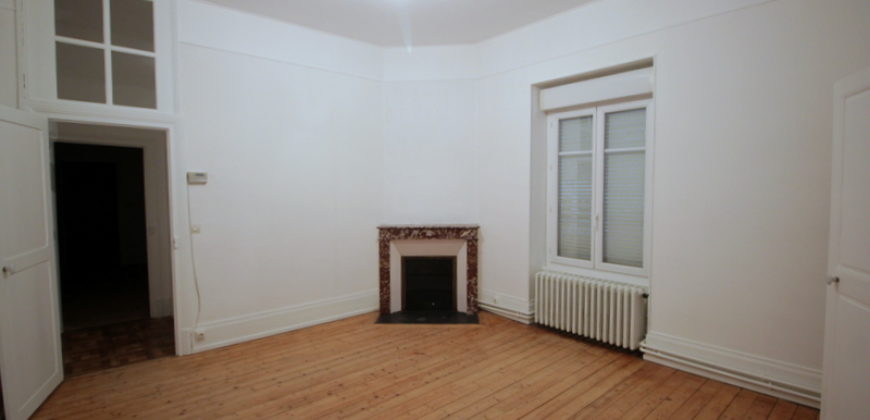 Maison – 1306-550