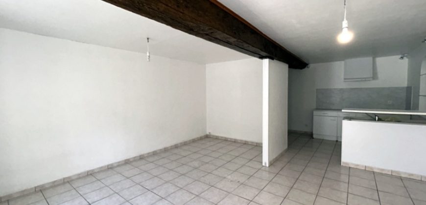 Maison d’habitation idéale pour rapport locatif – 1386