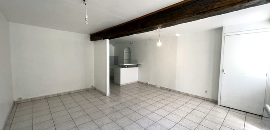 Maison d’habitation idéale pour rapport locatif – 1386