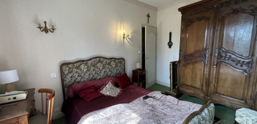 LA CHARITÉ SUR LOIRE, pavillon d’habitation – 1389
