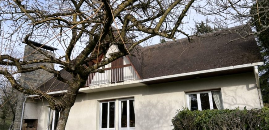 LA CHARITÉ SUR LOIRE, pavillon d’habitation – 1389