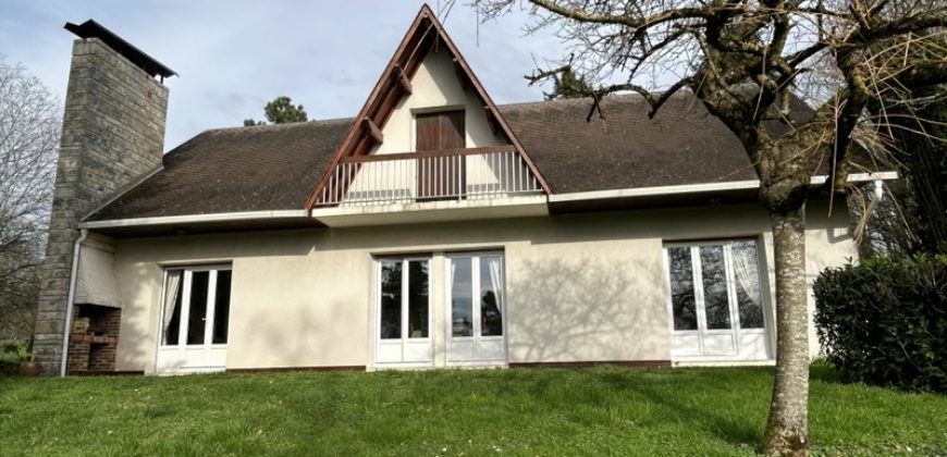 LA CHARITÉ SUR LOIRE, pavillon d’habitation – 1389