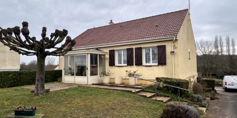 Proche de LA CHARITE SUR LOIRE – 5 km – 1448